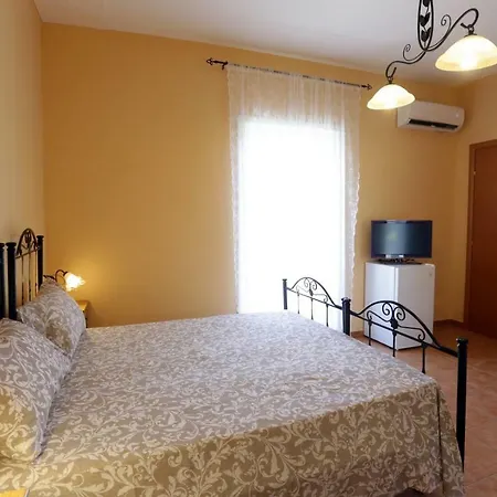La Casa Di Sharon